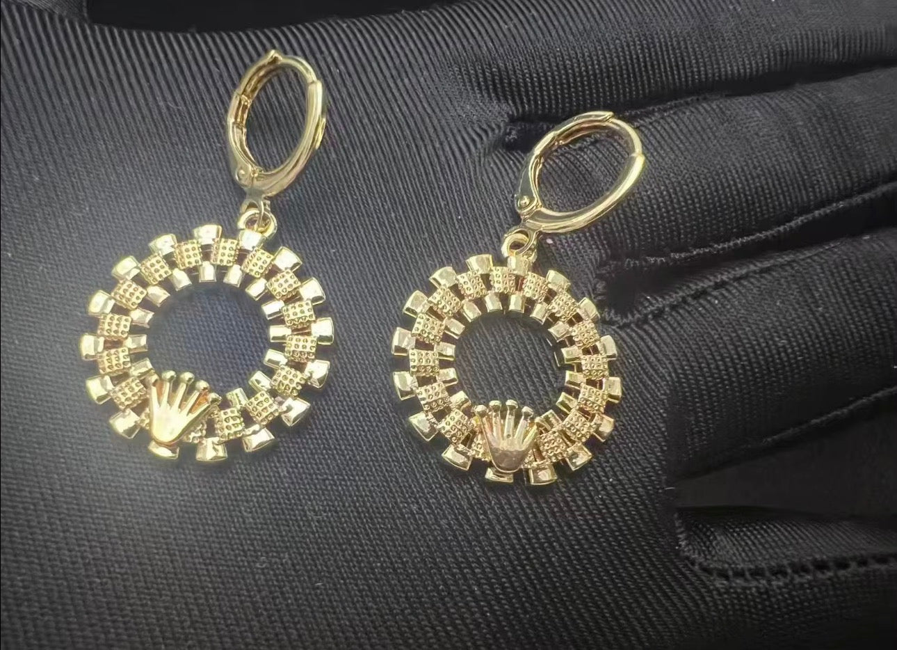 Crown Frame Earrings