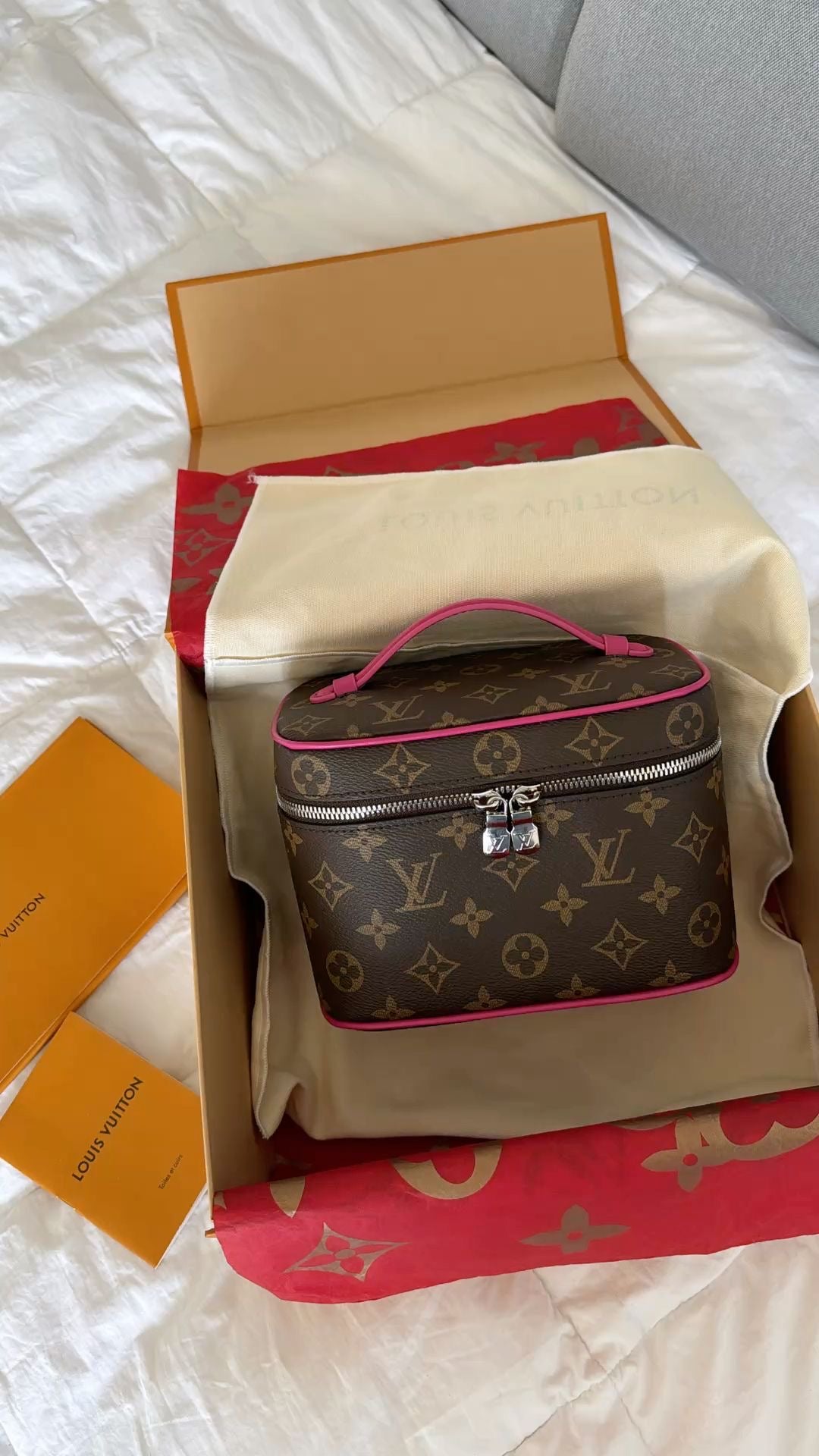 Lv Makeup Bags
