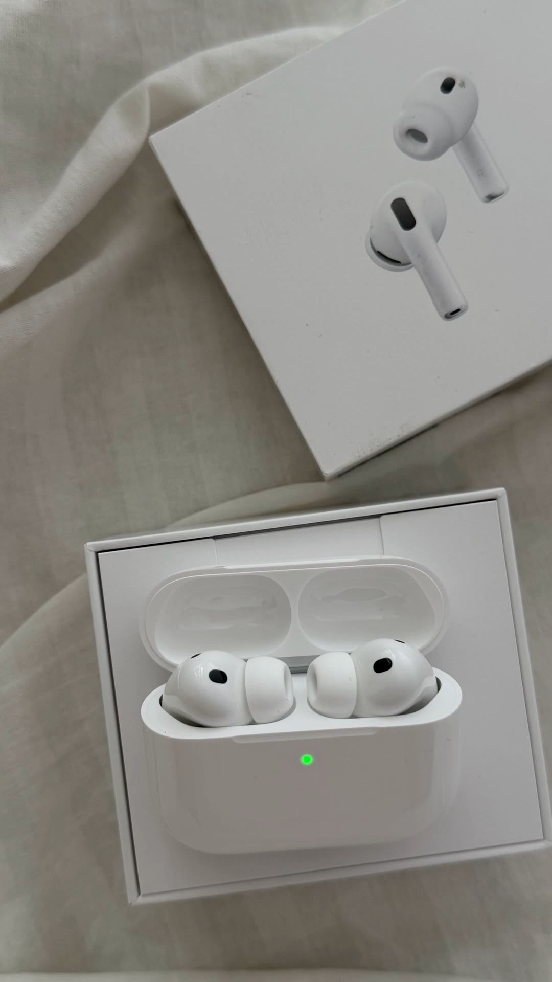 AirPods