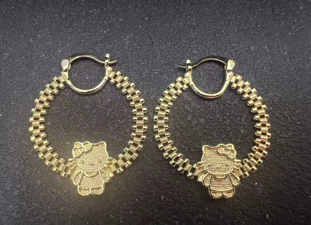 Hk Chain Hoops