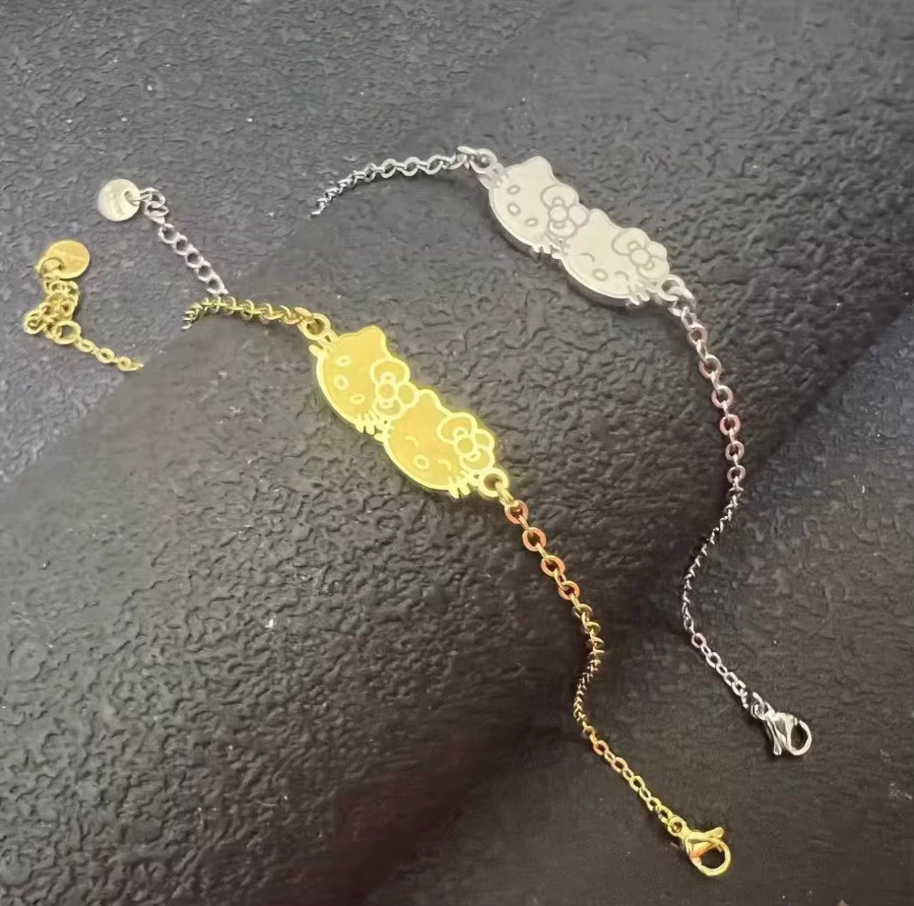 Hk Double Head Bracelet