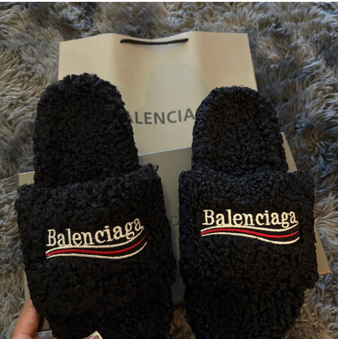 Balenci Slides