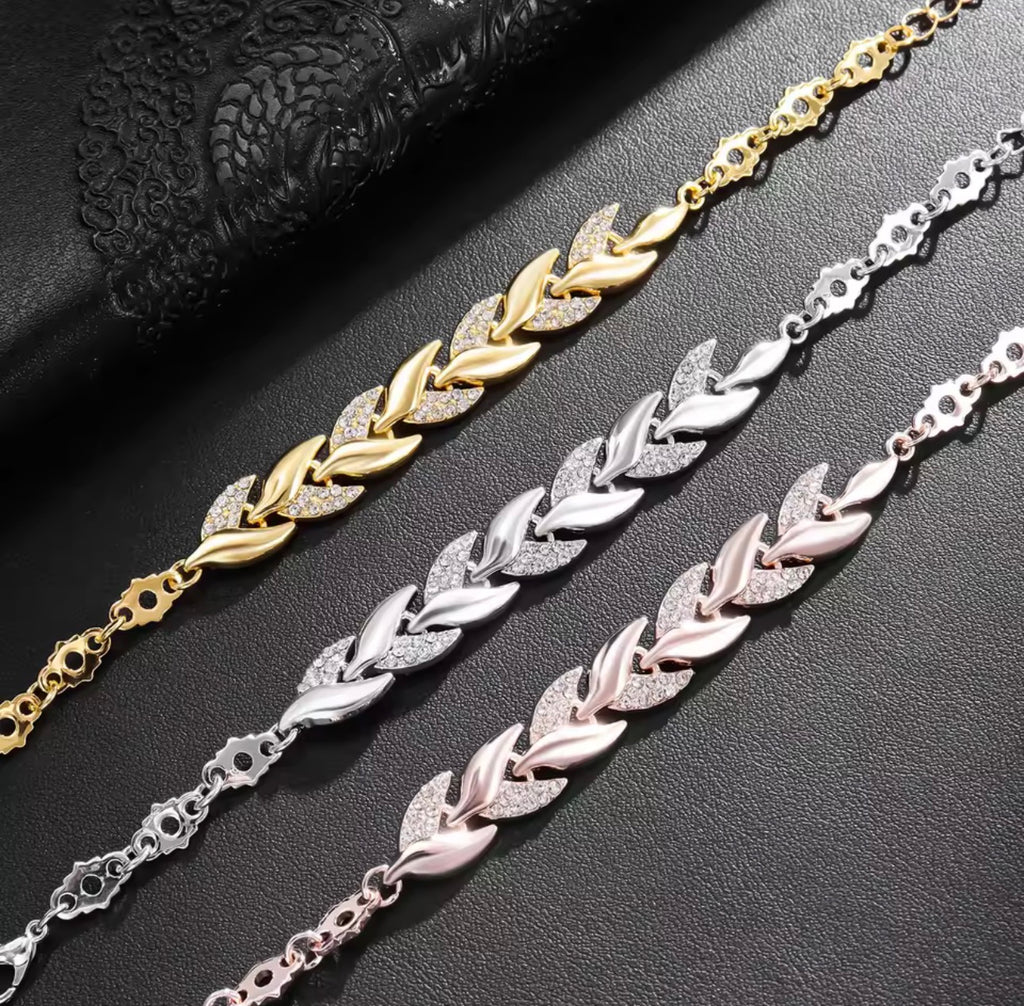 Braided Leaf Bracelet