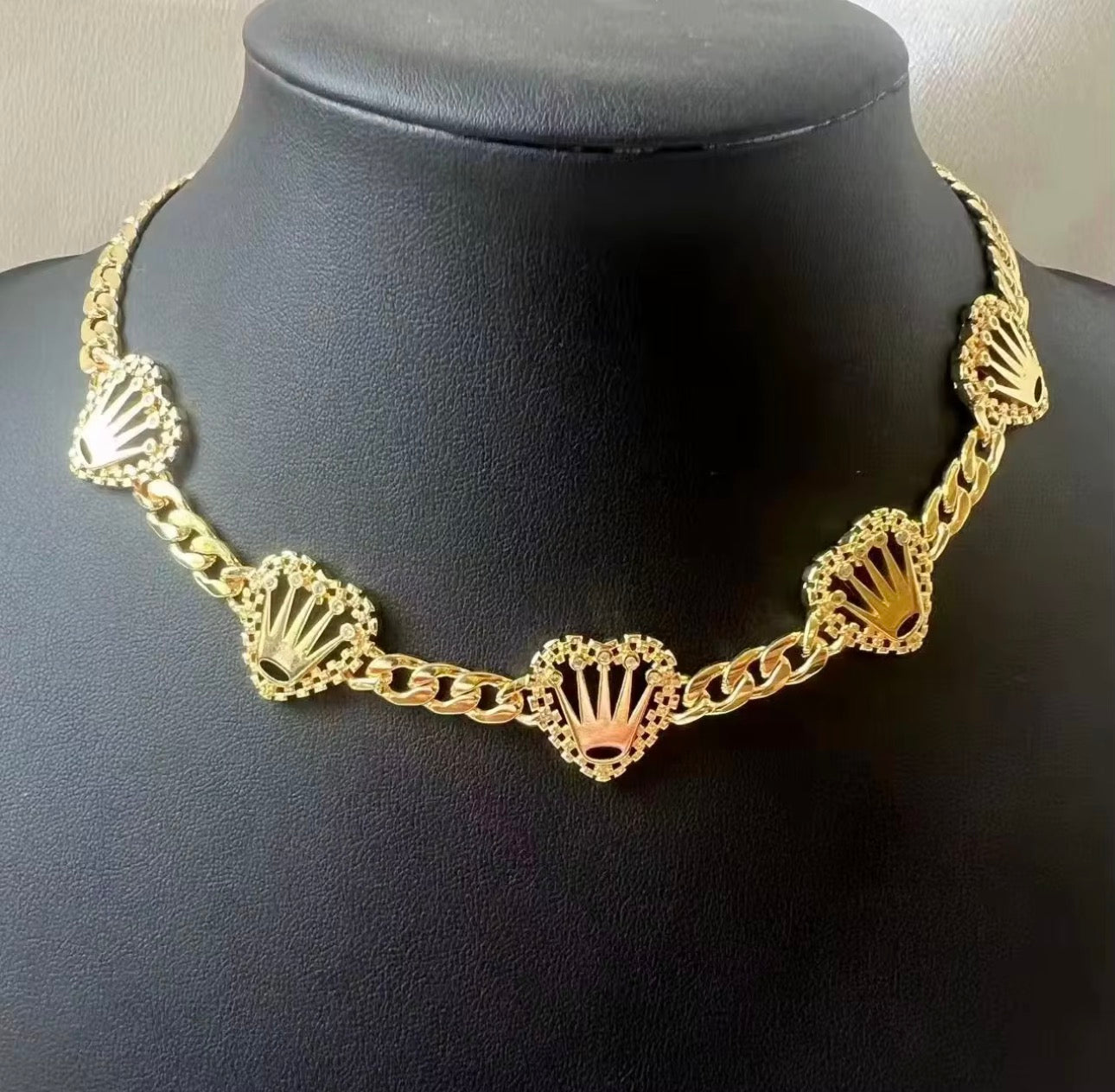 Heart Crowns Necklace